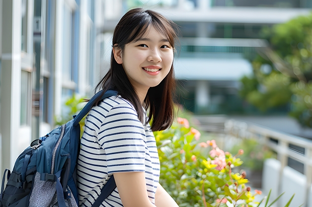 广西最吃香二本大学 哪3所二本大学，毕业就有铁饭碗？ 铁饭碗二本大学排名